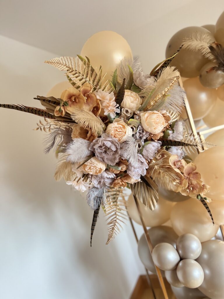 Wedding pearl&pheasant feathers balloon arch.